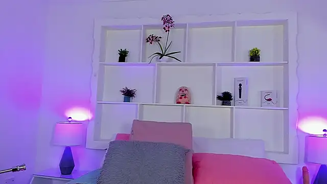 Jenifer Diaz online show from May 2026 01:51:02 PM