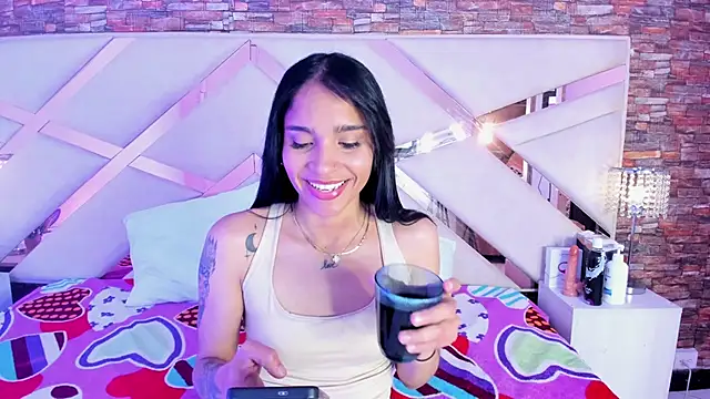 sophie pariss online show from November 2025 01:39:01 AM