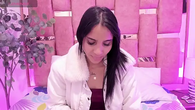 sophie pariss online show from March 2026 12:26:01 AM