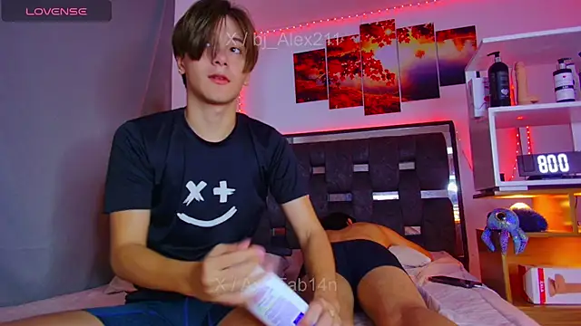Alex and Fabian online show from July 2026 09:08:02 PM