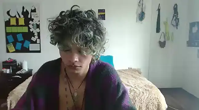 Snapshot of fenixmfx19 chatting on January 2025 06:03:02 PM fenixmfx19 online show from January 2025 06:03:02 PM