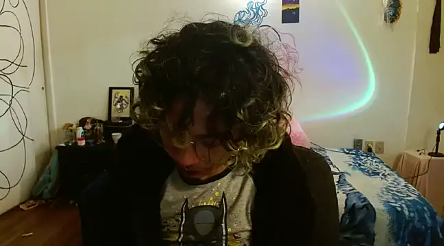 Snapshot of fenixmfx19 chatting on March 2025 07:44:02 PM fenixmfx19 online show from March 2025 07:44:02 PM