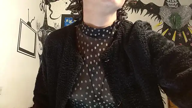 Snapshot of fenixmfx19 chatting on October 2025 06:16:01 PM fenixmfx19 online show from October 2025 06:16:01 PM