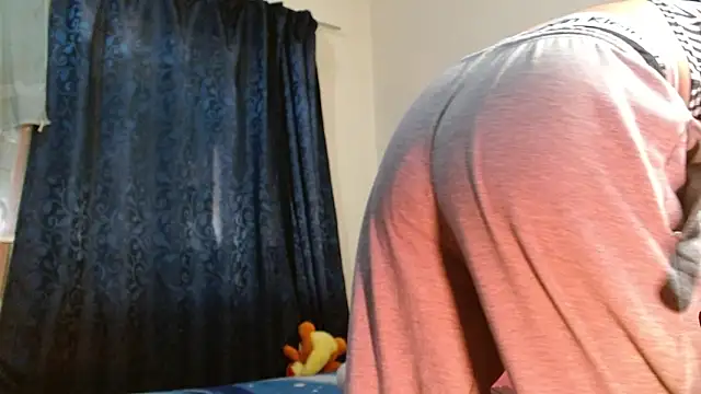 Snapshot of fenixmfx19 chatting on April 2026 07:03:02 PM fenixmfx19 online show from April 2026 07:03:02 PM