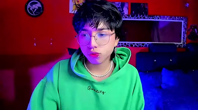 AnggelONfiree online show from February 2025 06:44:01 AM