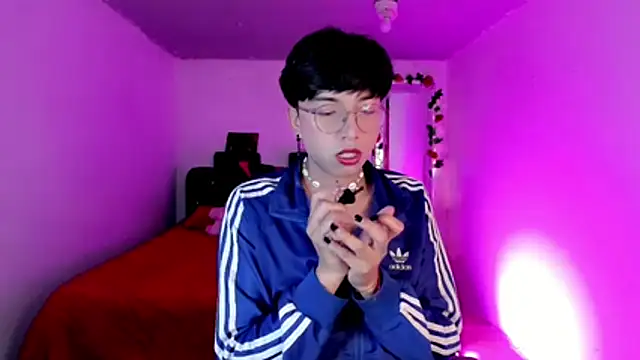 AnggelONfiree online show from November 2025 01:55:02 PM