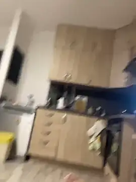 Zbochunec online show from December 2025 06:44:02 AM