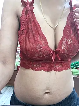 Snapshot of priya_sharma02 chatting on March 2025 12:36:02 PM priya sharma02 online show from March 2025 12:36:02 PM