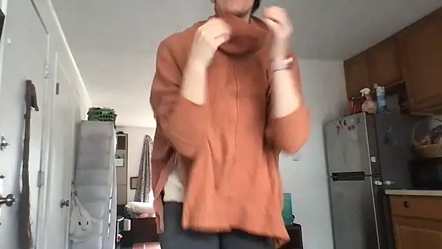 Snapshot of BonfireBonnie chatting on March 2025 01:04:02 PM BonfireBonnie online show from March 2025 01:04:02 PM