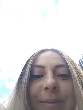 madelaine- online show from October 2025 08:28:02 PM