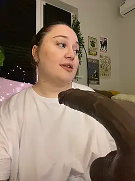 Snapshot of DaisyBooom chatting on December 2024 07:14:01 PM DaisyBooom online show from December 2024 07:14:01 PM