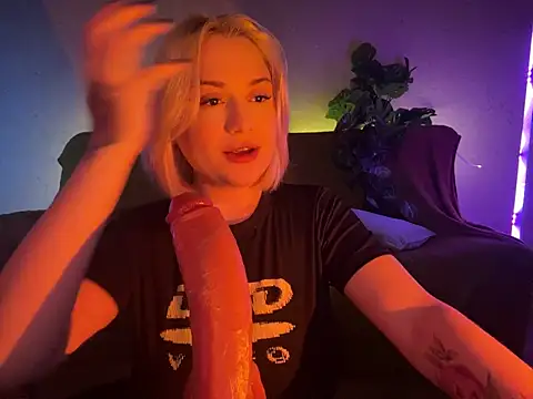DaisyBooom online show from May 2026 06:46:01 PM