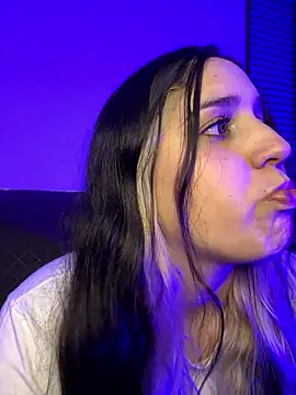 Snapshot of valentina_jonnes1 chatting on January 2026 03:44:02 AM valentina jonnes1 online show from January 2026 03:44:02 AM