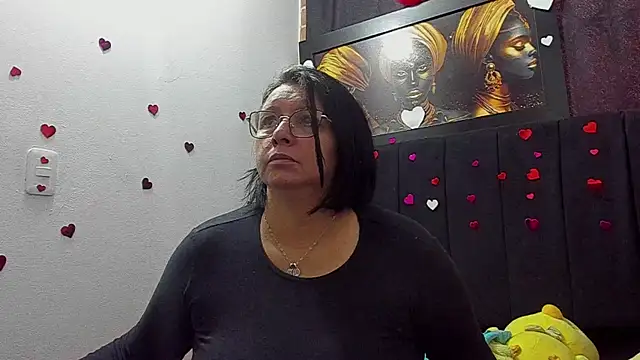 Evaaross 2345 online show from June 2026 02:16:02 PM
