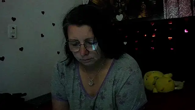 Evaaross 2345 online show from June 2026 01:15:01 PM