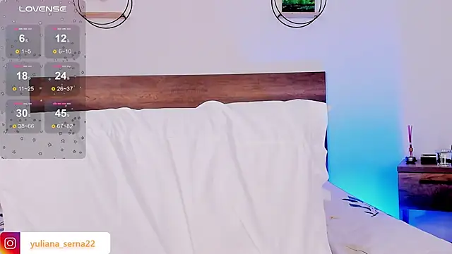 Snapshot of HellenHylls chatting on December 2024 07:47:01 AM HellenHylls online show from December 2024 07:47:01 AM