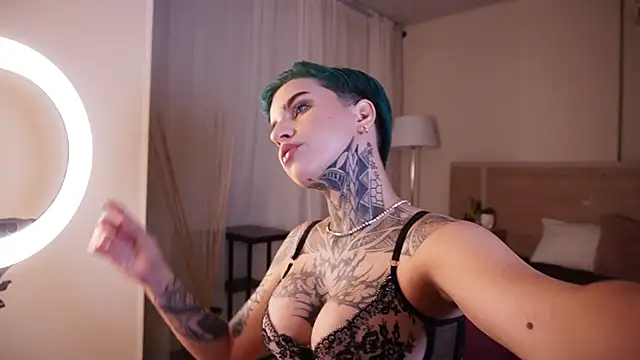 AliceShazaham  online show from February 2025 06:14:01 AM