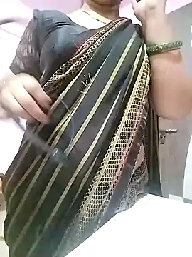 Snapshot of PayalSharmahot143 chatting on January 2025 04:19:01 PM PayalSharmahot143 online show from January 2025 04:19:01 PM