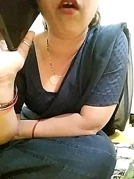 Snapshot of PayalSharmahot143 chatting on March 2025 12:28:01 PM PayalSharmahot143 online show from March 2025 12:28:01 PM