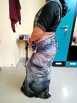 Snapshot of PayalSharmahot143 chatting on October 2025 01:57:01 AM PayalSharmahot143 online show from October 2025 01:57:01 AM