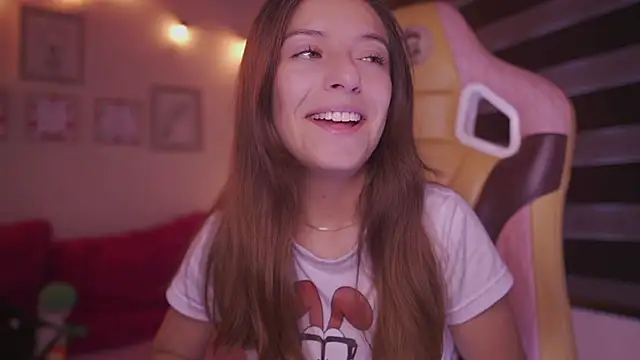 milly kenner online show from February 2025 07:46:01 PM