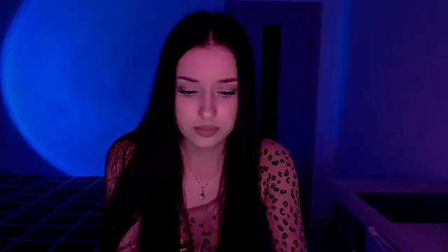 Snapshot of AlisaLink chatting on December 2024 03:48:02 PM AlisaLink online show from December 2024 03:48:02 PM