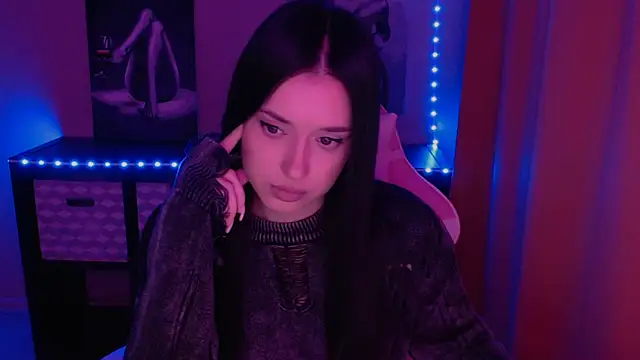 Snapshot of AlisaLink chatting on January 2025 04:19:01 PM AlisaLink online show from January 2025 04:19:01 PM