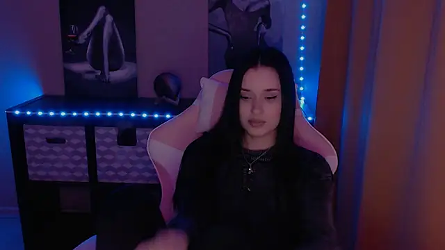 Snapshot of AlisaLink chatting on January 2025 07:31:02 PM AlisaLink online show from January 2025 07:31:02 PM