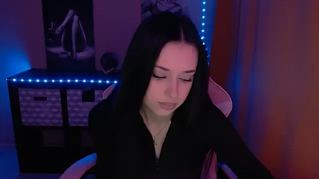 Snapshot of AlisaLink chatting on January 2025 05:46:01 PM AlisaLink online show from January 2025 05:46:01 PM