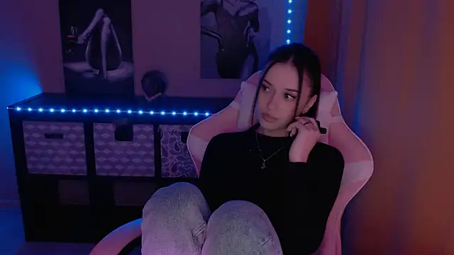 Snapshot of AlisaLink chatting on February 2025 06:49:02 PM AlisaLink online show from February 2025 06:49:02 PM