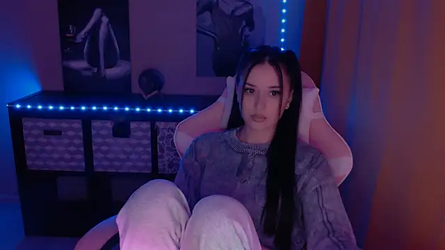 Snapshot of AlisaLink chatting on February 2025 03:34:01 PM AlisaLink online show from February 2025 03:34:01 PM