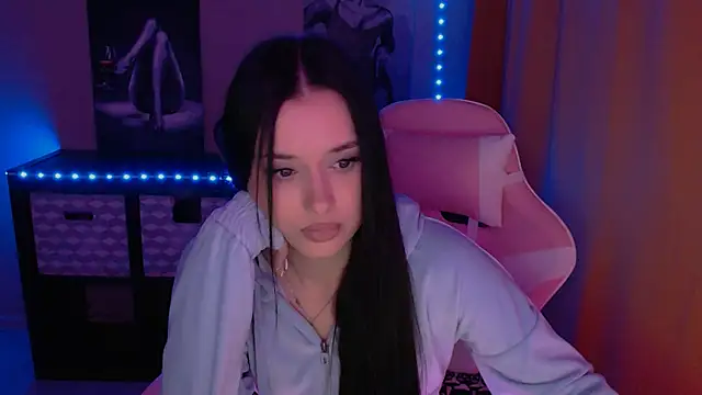 Snapshot of AlisaLink chatting on February 2025 07:38:02 PM AlisaLink online show from February 2025 07:38:02 PM