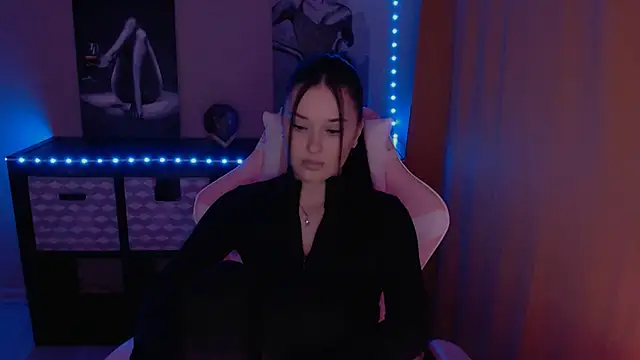 Snapshot of AlisaLink chatting on March 2025 04:04:01 PM AlisaLink online show from March 2025 04:04:01 PM