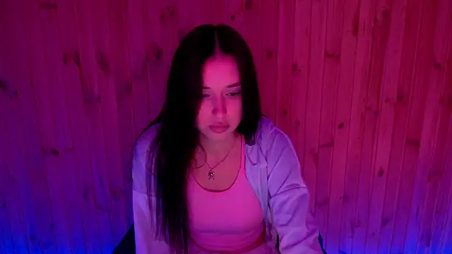 Snapshot of AlisaLink chatting on September 2025 05:57:01 PM AlisaLink online show from September 2025 05:57:01 PM