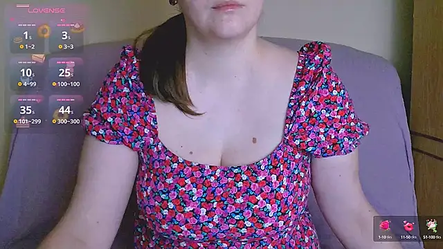 Snapshot of ChubbyMaia chatting on February 2025 10:24:02 AM ChubbyMaia online show from February 2025 10:24:02 AM