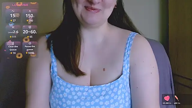 Snapshot of ChubbyMaia chatting on February 2025 09:25:02 AM ChubbyMaia online show from February 2025 09:25:02 AM