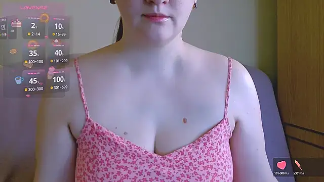 Snapshot of ChubbyMaia chatting on March 2025 09:06:02 AM ChubbyMaia online show from March 2025 09:06:02 AM