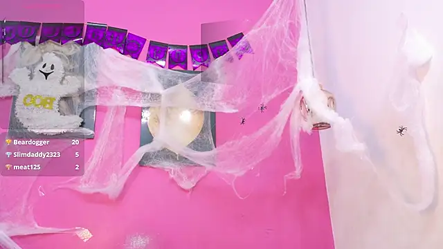 Snapshot of littleebonymommy chatting on October 2025 07:36:02 PM littleebonymommy online show from October 2025 07:36:02 PM