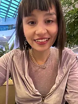 Snapshot of bigbabykiki chatting on December 2024 07:08:01 AM bigbabykiki online show from December 2024 07:08:01 AM