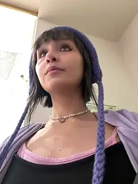 Snapshot of bigbabykiki chatting on December 2024 01:28:01 PM bigbabykiki online show from December 2024 01:28:01 PM