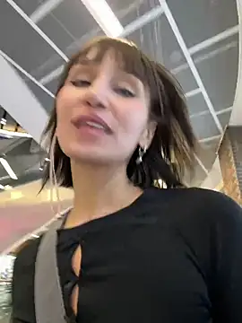 Snapshot of bigbabykiki chatting on January 2025 04:57:01 PM bigbabykiki online show from January 2025 04:57:01 PM