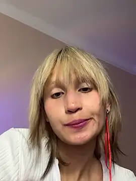 Snapshot of bigbabykiki chatting on September 2025 05:58:01 PM bigbabykiki online show from September 2025 05:58:01 PM