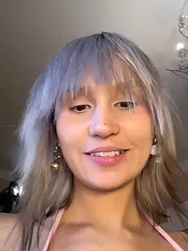 Snapshot of bigbabykiki chatting on November 2025 06:29:02 PM bigbabykiki online show from November 2025 06:29:02 PM