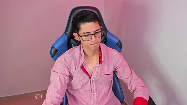 Ethan Sai    online show from January 2025 01:32:01 AM