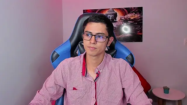 Ethan Sai    online show from February 2025 10:31:01 PM