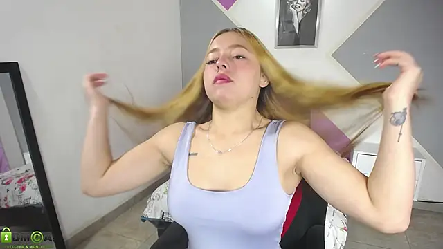 karla charloby online show from December 2024 07:35:01 PM