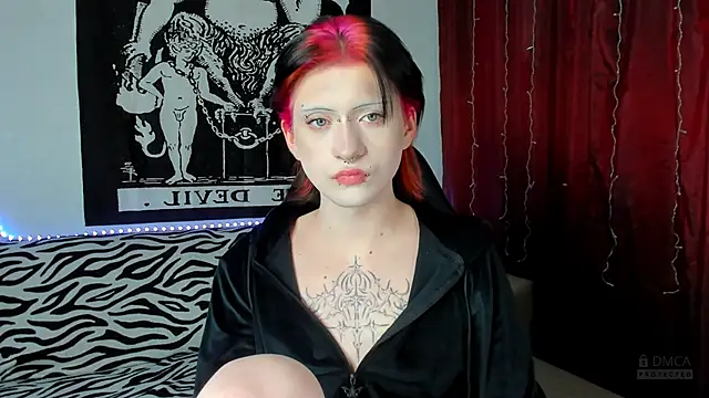 Snapshot of Vailyreb_ chatting on December 2024 07:03:01 AM Vailyreb online show from December 2024 07:03:01 AM