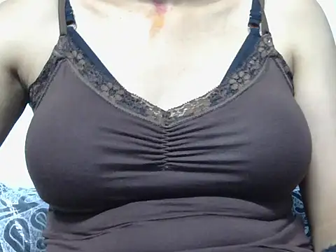 Snapshot of Thimiralagi chatting on February 2026 04:05:02 PM Thimiralagi online show from February 2026 04:05:02 PM