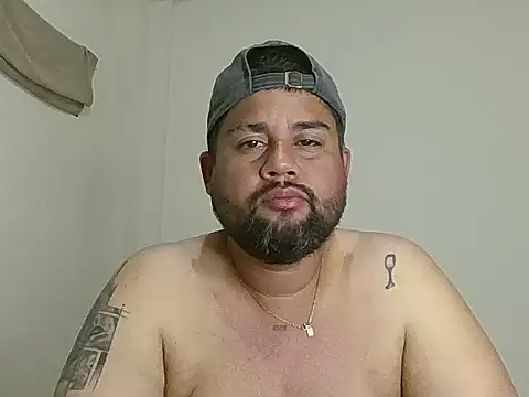 GABRIELGARCIA1313 online show from June 2026 11:25:01 PM