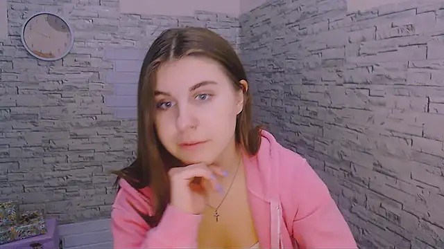 Snapshot of Sweet_Doll_Luna chatting on December 2024 09:13:02 PM Sweet Doll Luna online show from December 2024 09:13:02 PM